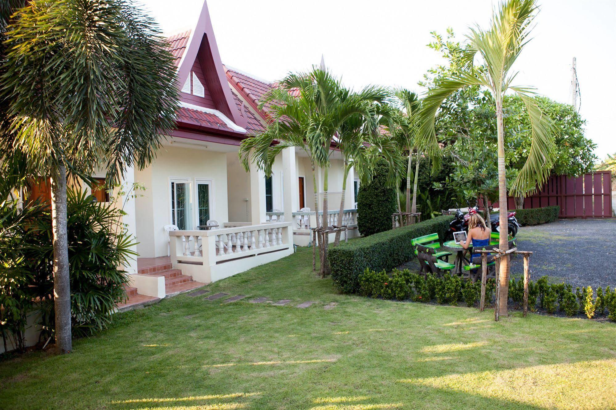 Lucky Lek Resort Rawai ภายนอก รูปภาพ